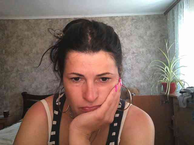KristiWhite webcam