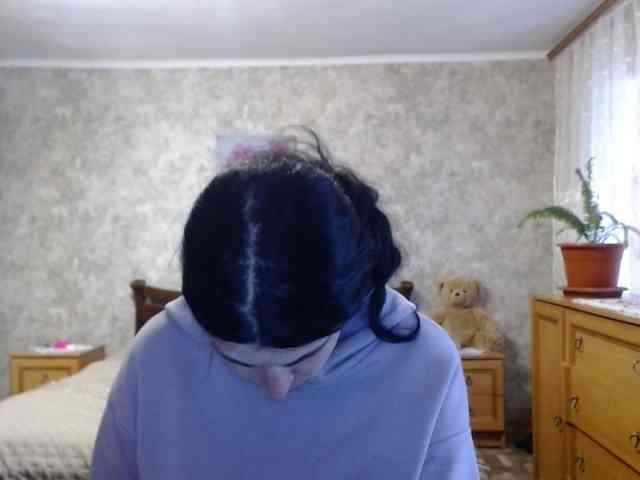 KristiWhite webcam