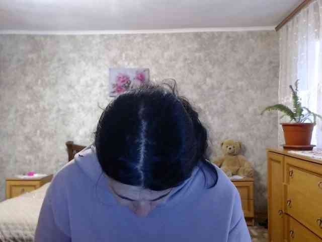 KristiWhite webcam