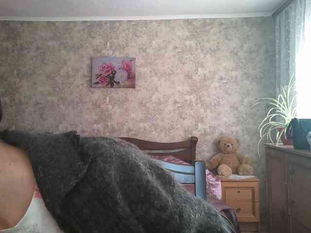 KristiWhite webcam