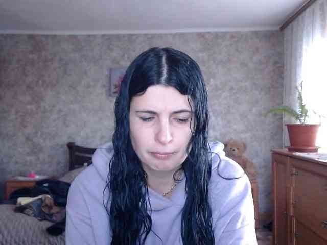 KristiWhite webcam