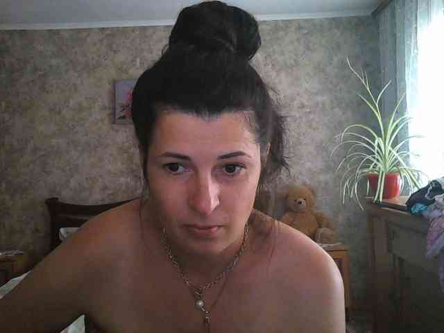 KristiWhite webcam