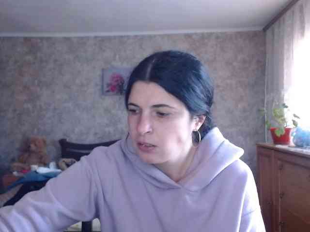 KristiWhite webcam
