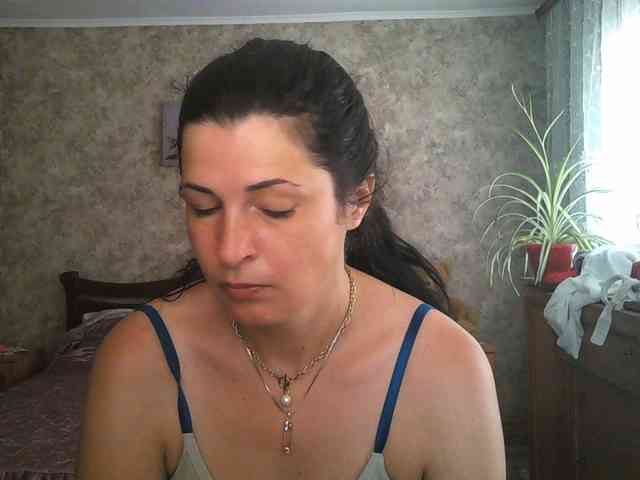 KristiWhite webcam