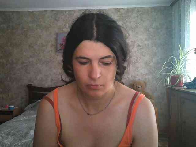 KristiWhite webcam