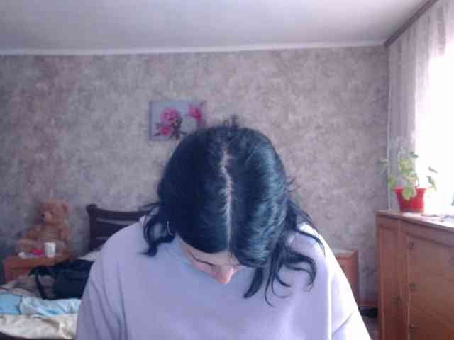 KristiWhite webcam