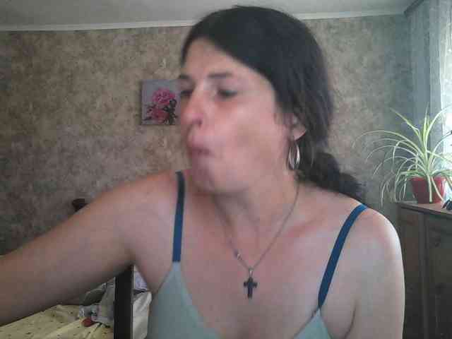 KristiWhite webcam