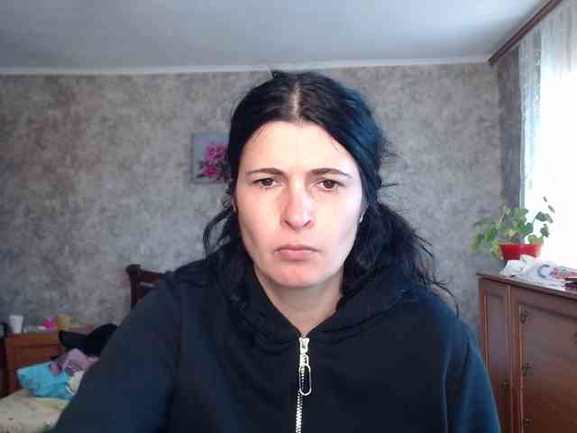KristiWhite webcam