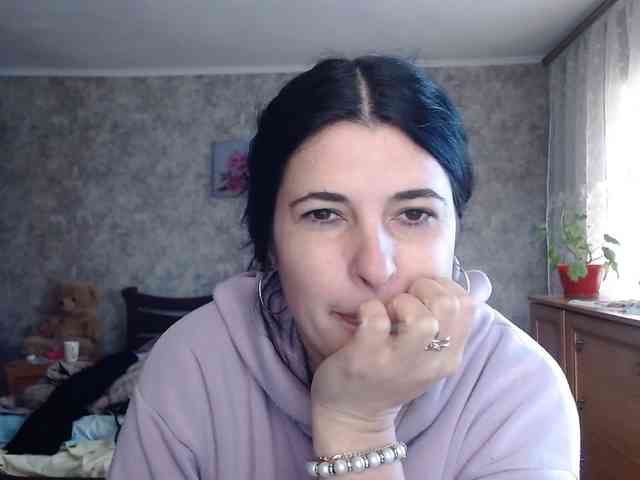 KristiWhite webcam