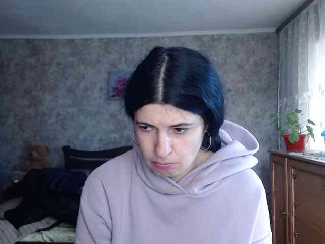 KristiWhite webcam
