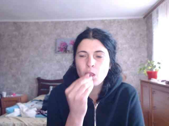 KristiWhite webcam