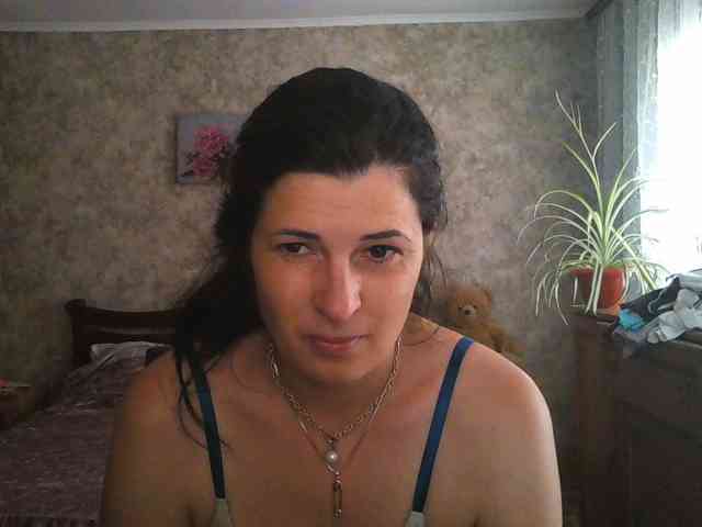 KristiWhite webcam