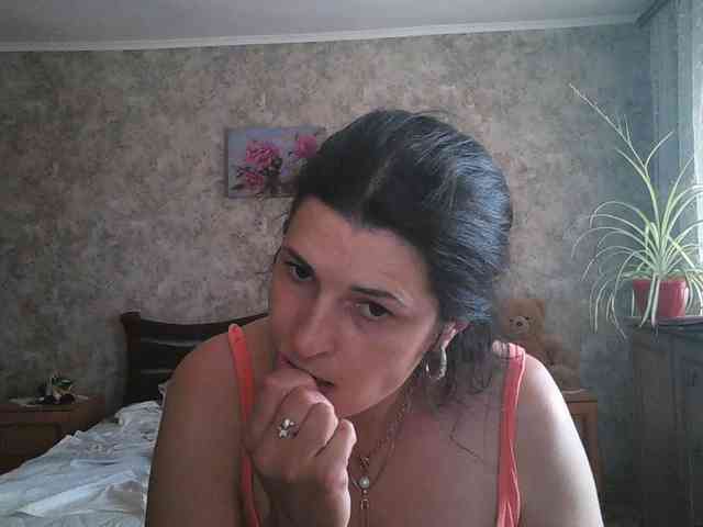 KristiWhite webcam