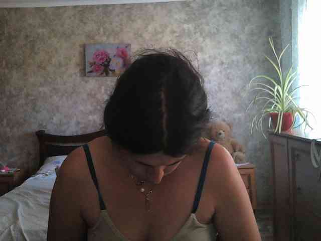 KristiWhite webcam