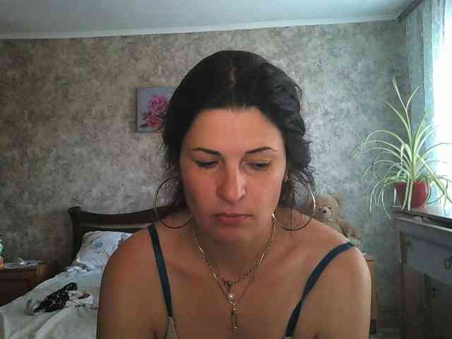 KristiWhite webcam