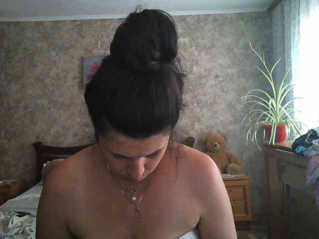 KristiWhite webcam