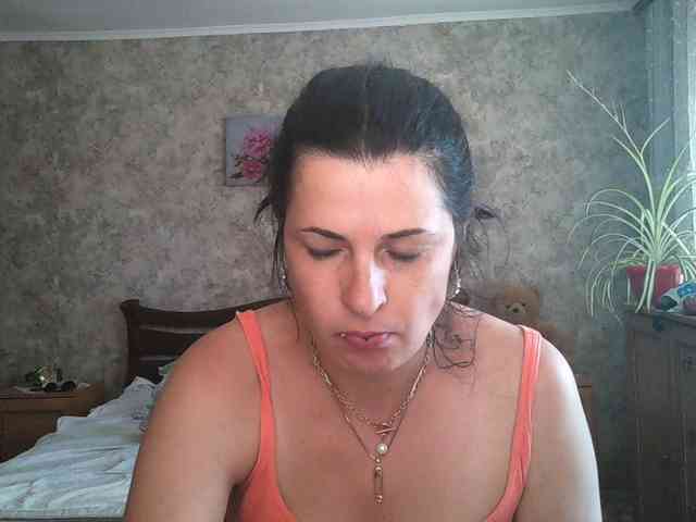 KristiWhite webcam