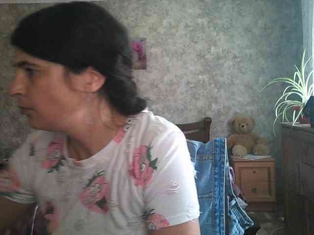 KristiWhite webcam