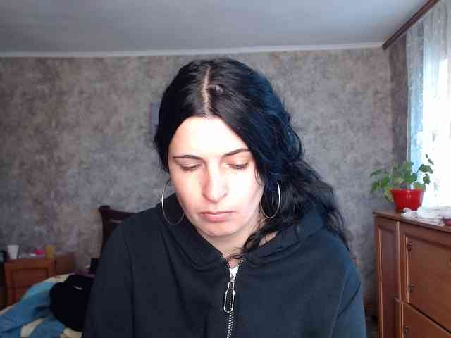 KristiWhite webcam