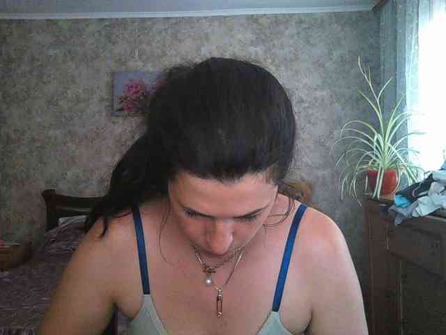 KristiWhite webcam