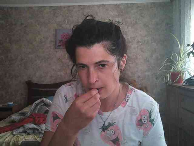 KristiWhite webcam