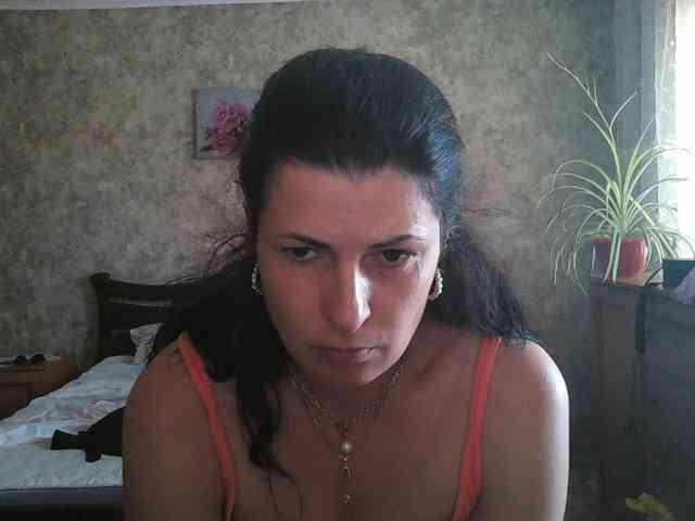 KristiWhite webcam