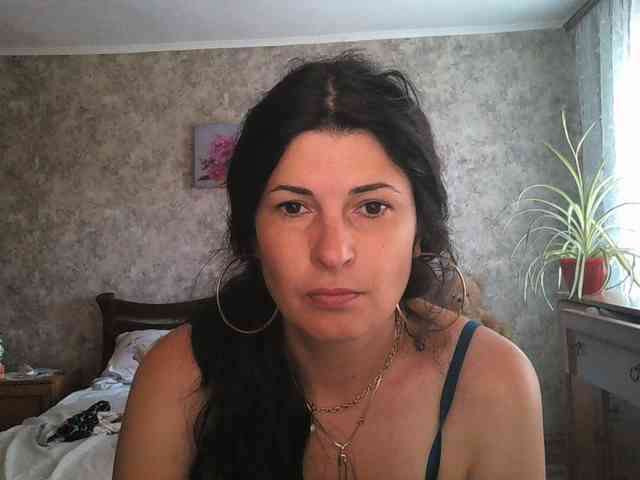 KristiWhite webcam