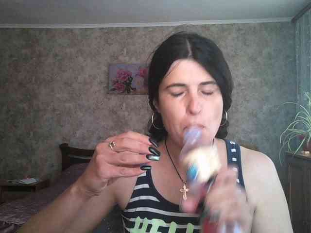 KristiWhite webcam