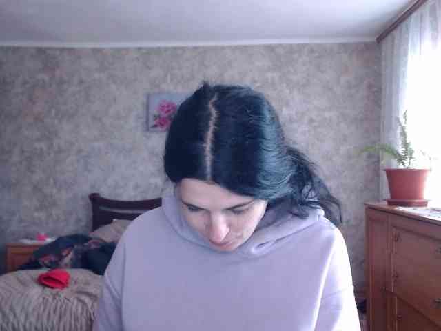 KristiWhite webcam
