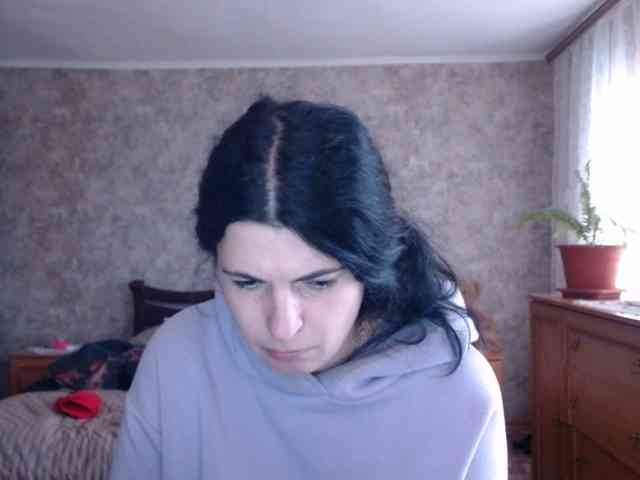KristiWhite webcam