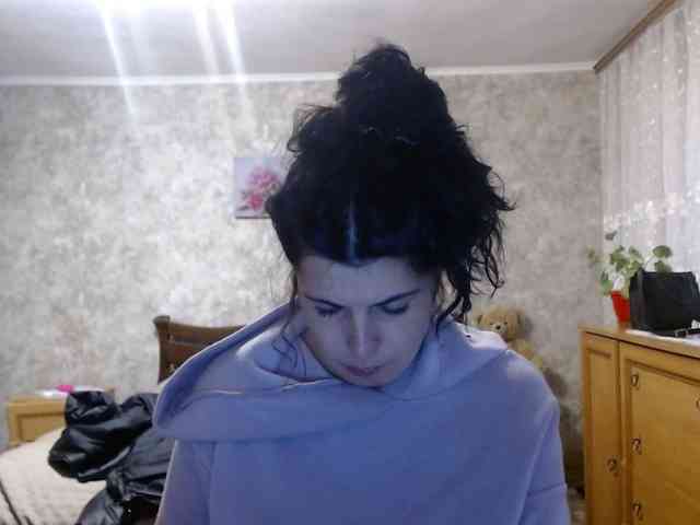 KristiWhite webcam