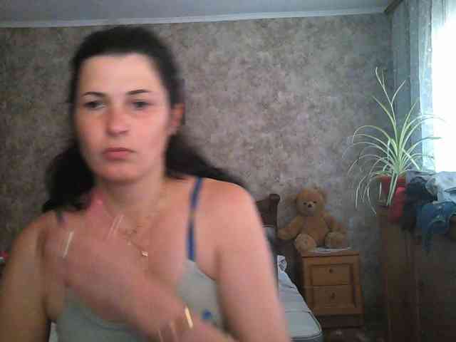 KristiWhite webcam