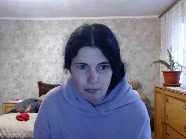 KristiWhite webcam