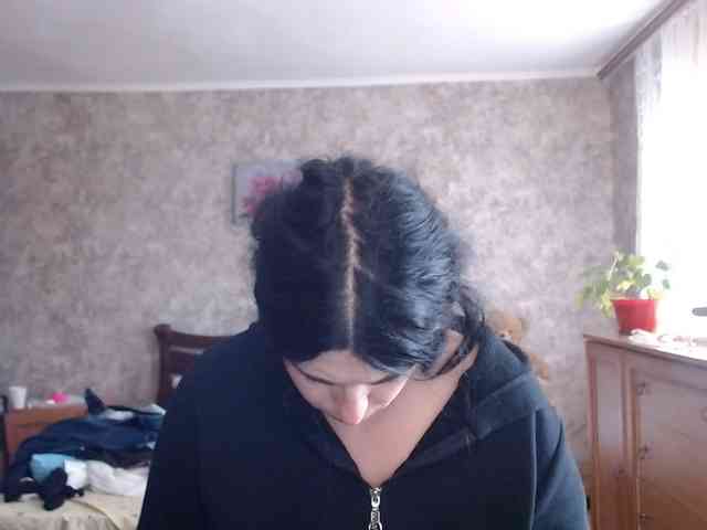 KristiWhite webcam