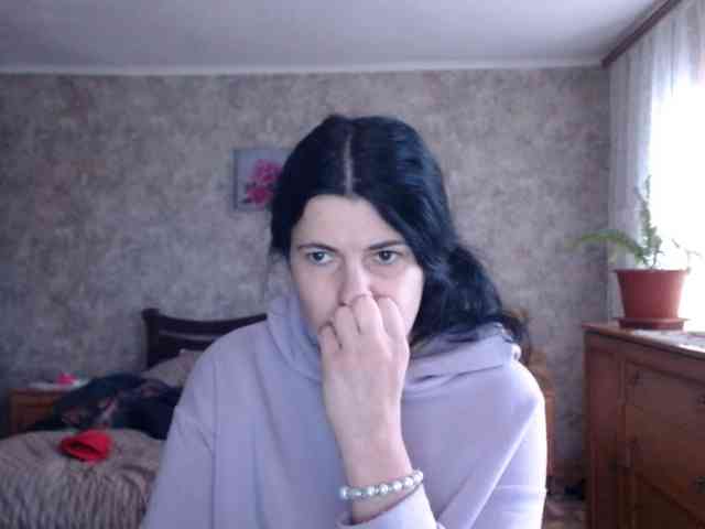 KristiWhite webcam