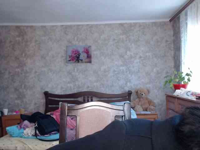 KristiWhite webcam
