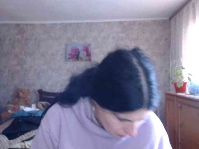 KristiWhite webcam