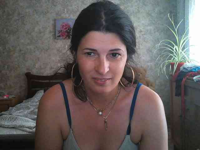 KristiWhite webcam