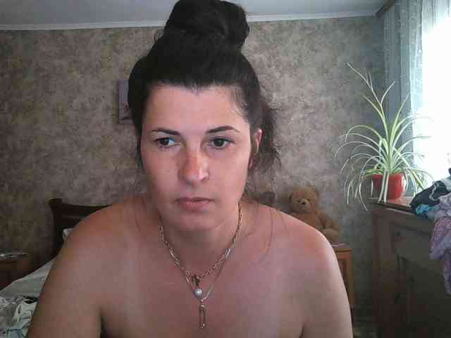 KristiWhite webcam
