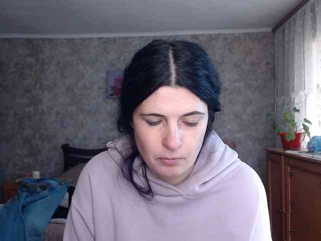KristiWhite webcam