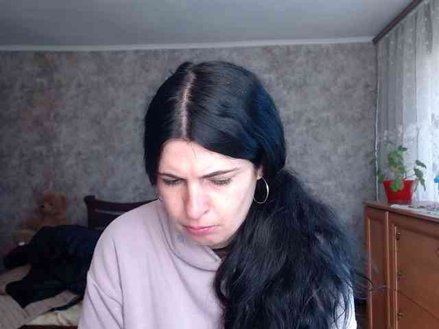 KristiWhite webcam