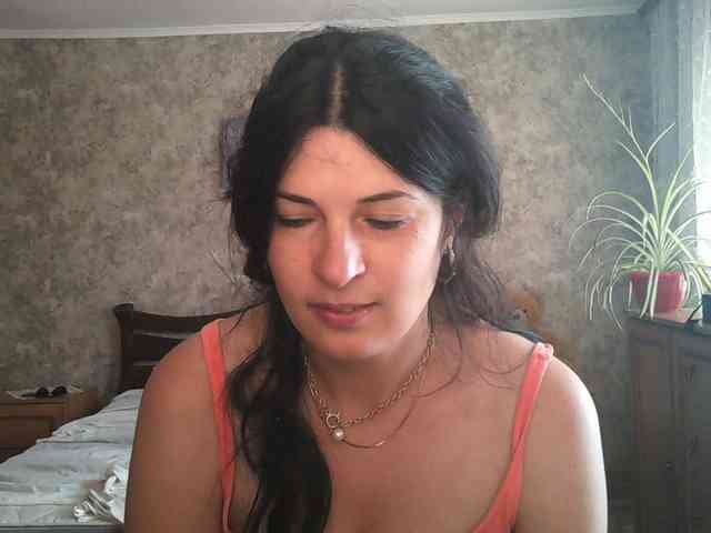 KristiWhite webcam