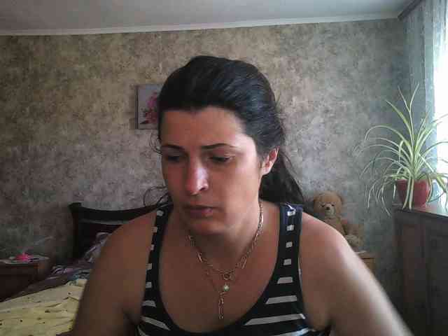 KristiWhite webcam