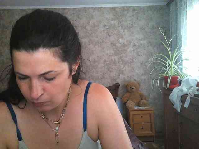 KristiWhite webcam