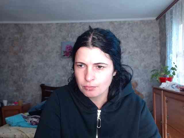 KristiWhite webcam