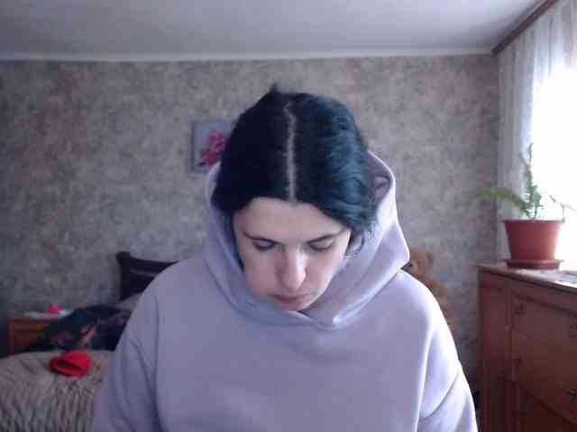 KristiWhite webcam
