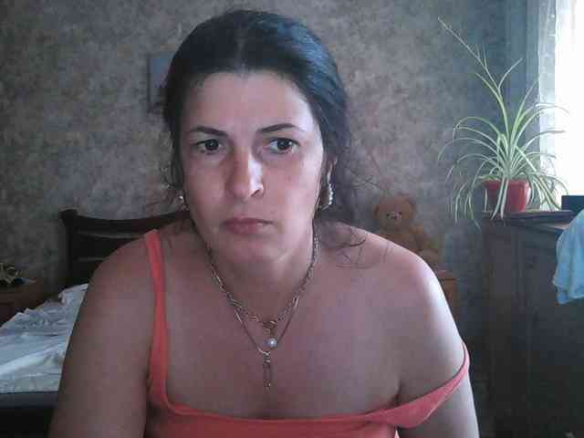 KristiWhite webcam