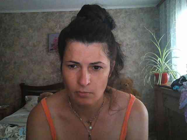 KristiWhite webcam