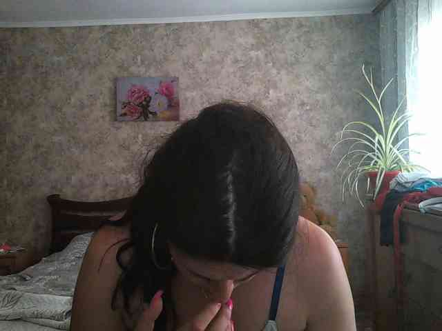 KristiWhite webcam