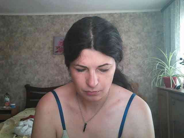 KristiWhite webcam